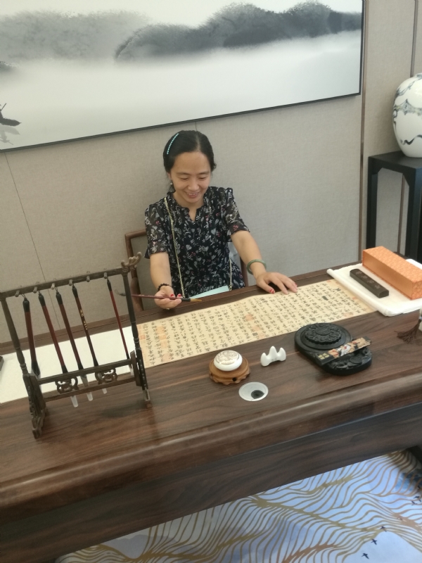 anna的第一张照片--杭州相亲服务中心