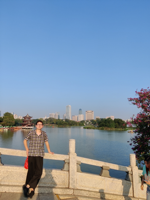 萍水相逢晏的第一张照片--杭州相亲服务中心