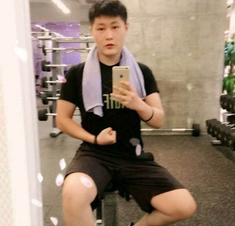 晚婚的第二张照片--杭州相亲服务中心