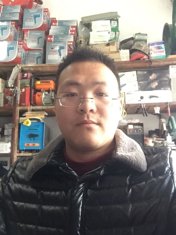 鼎福的第一张照片--杭州相亲服务中心