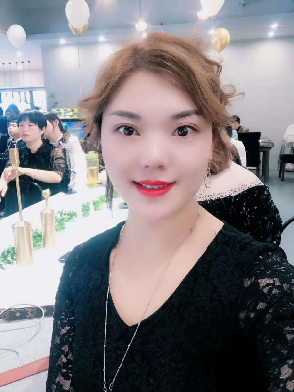 CY的第三张照片--杭州相亲服务中心