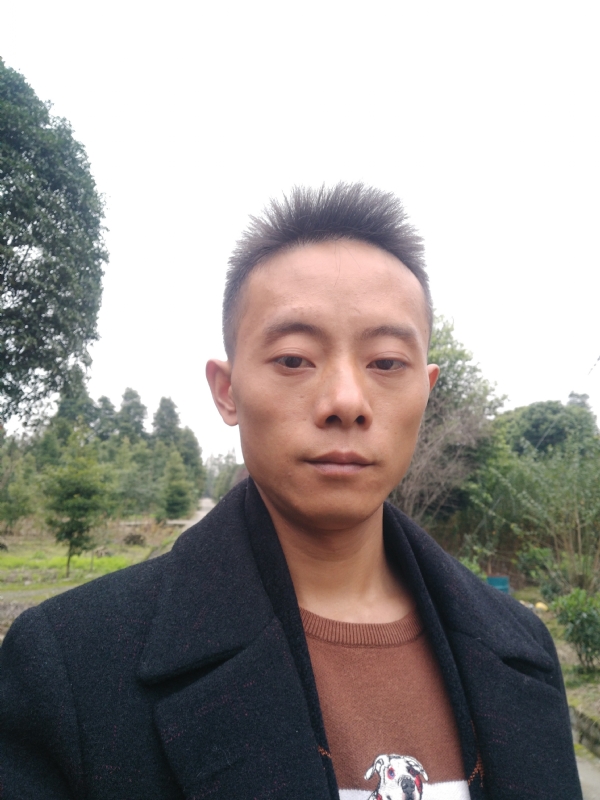 携手白头的第二张照片--杭州相亲服务中心