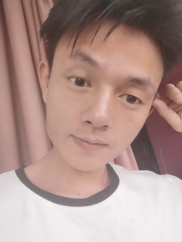 一一得一的第一张照片--杭州相亲服务中心