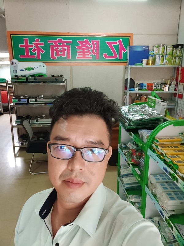 亿隆的第一张照片--杭州相亲服务中心