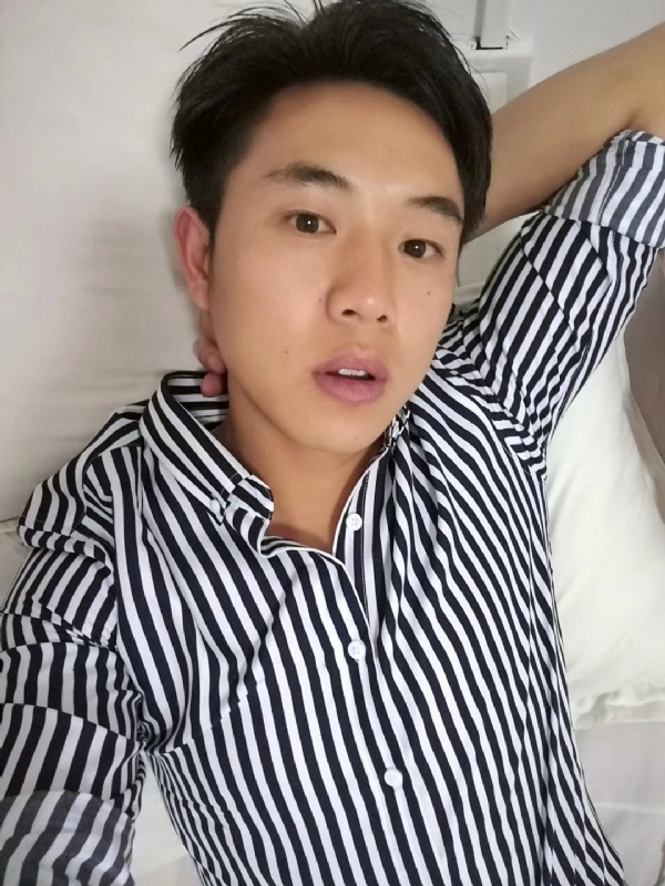 小雷的第二张照片--杭州相亲服务中心