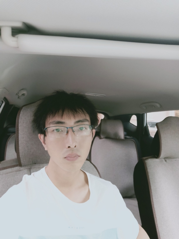 阳光大男孩的第一张照片--杭州相亲服务中心