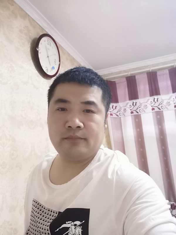爱你的眼睛的第一张照片--杭州相亲服务中心
