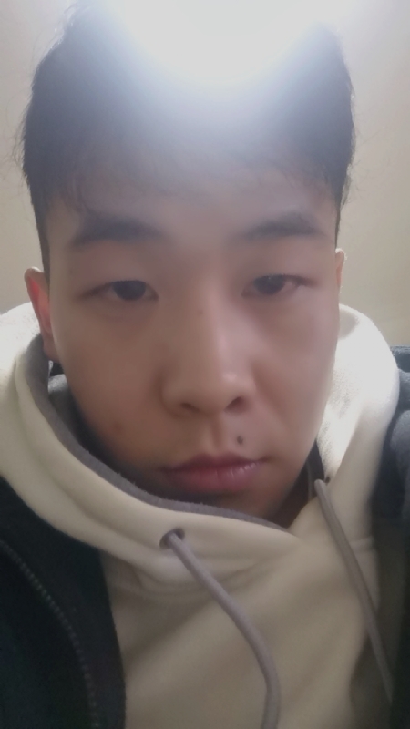 辉会灰的第一张照片--杭州相亲服务中心