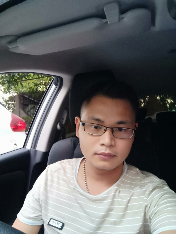 水明的第一张照片--杭州相亲服务中心
