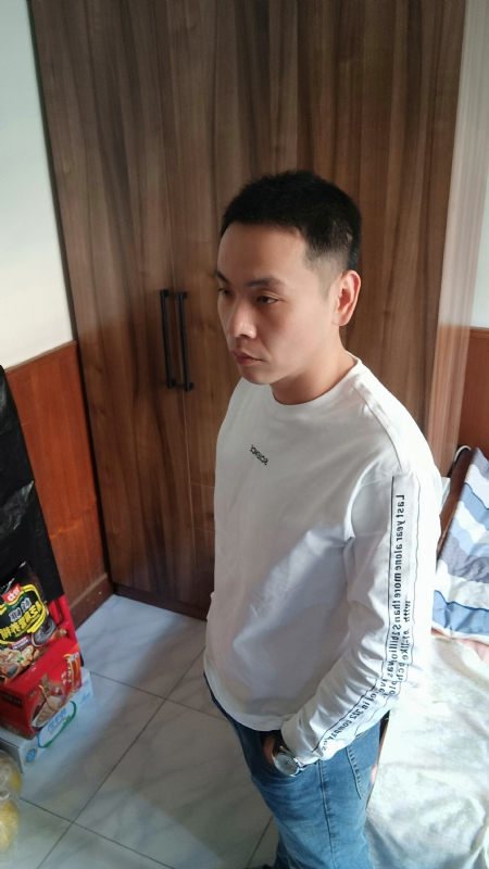 没有蜡笔的小航的第一张照片--杭州相亲服务中心