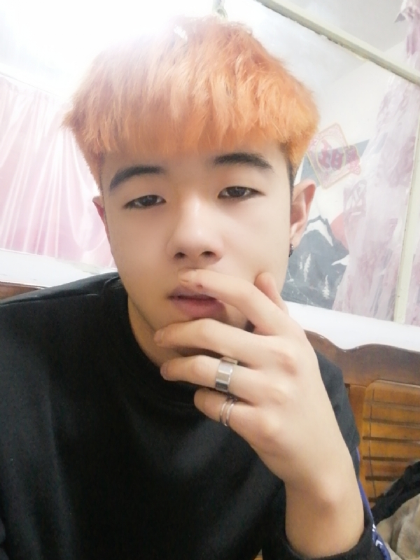 钟宇诗的第一张照片--杭州相亲服务中心