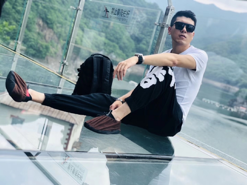 庄周梦蝶的第一张照片--杭州相亲服务中心