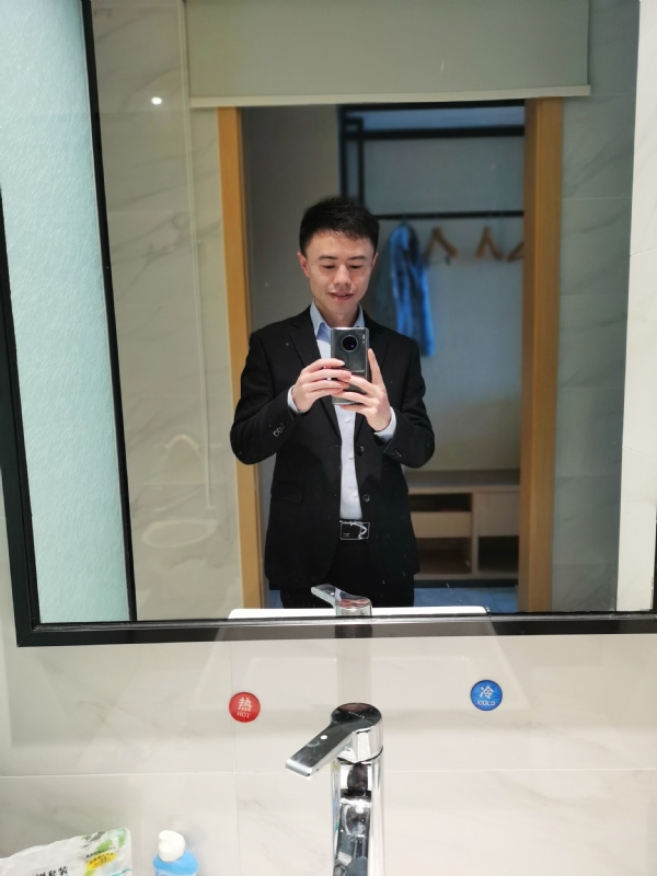 Lin的第二张照片--杭州相亲服务中心