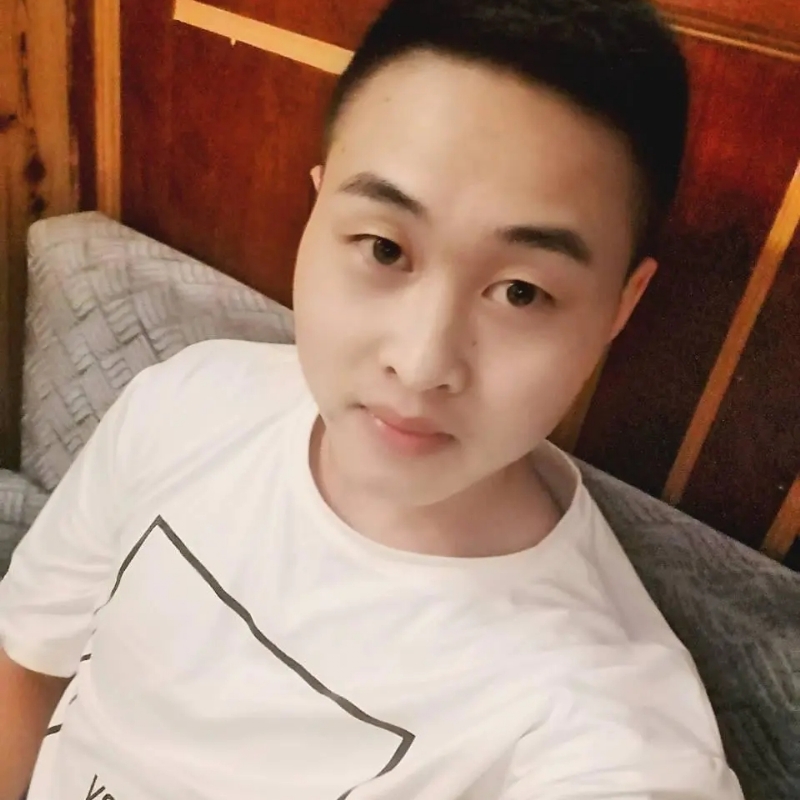 娃娃脸小爸爸的第二张照片--杭州相亲服务中心