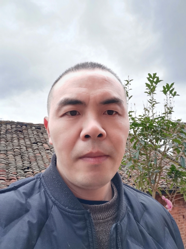 无悔的第一张照片--杭州相亲服务中心