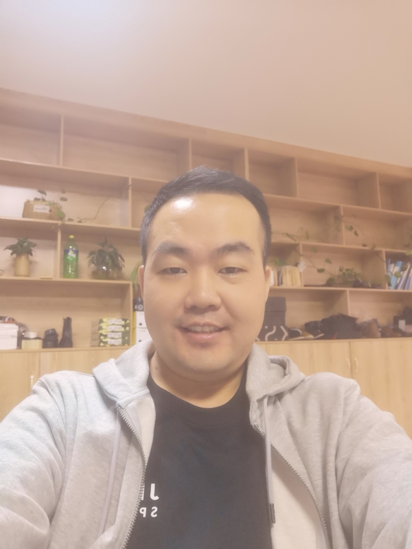 carl的第一张照片--杭州相亲服务中心