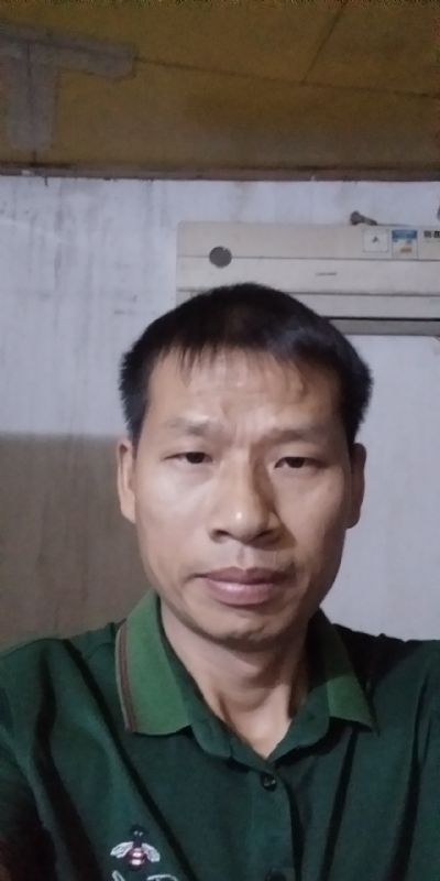 执着跋涉的第二张照片--杭州相亲服务中心