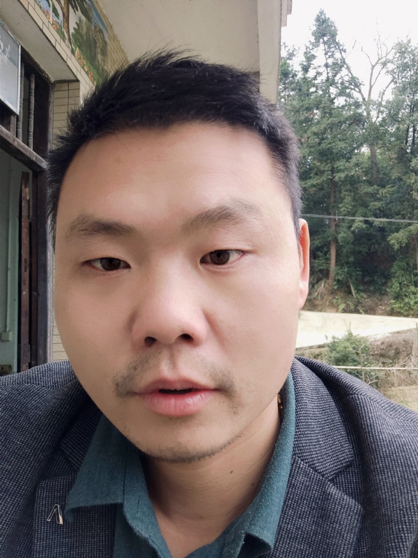 曾小焱的第一张照片--杭州相亲服务中心
