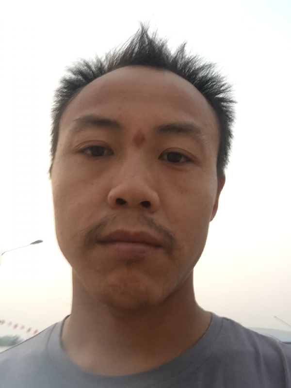 老曹的第一张照片--杭州相亲服务中心