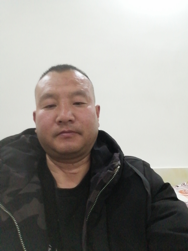 肖小江的第一张照片--杭州相亲服务中心