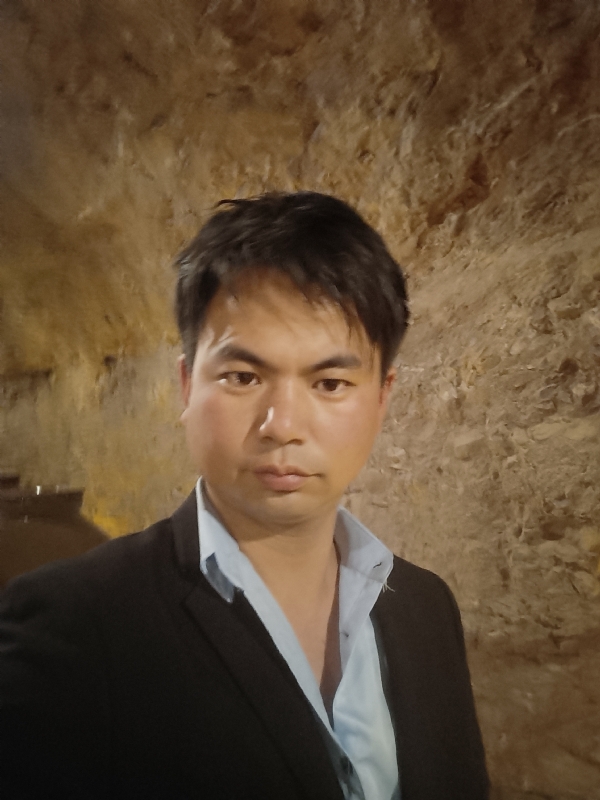 晚点的第二张照片--杭州相亲服务中心