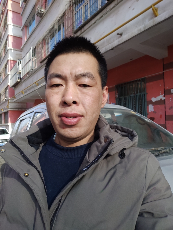 华哥的第一张照片--杭州相亲服务中心