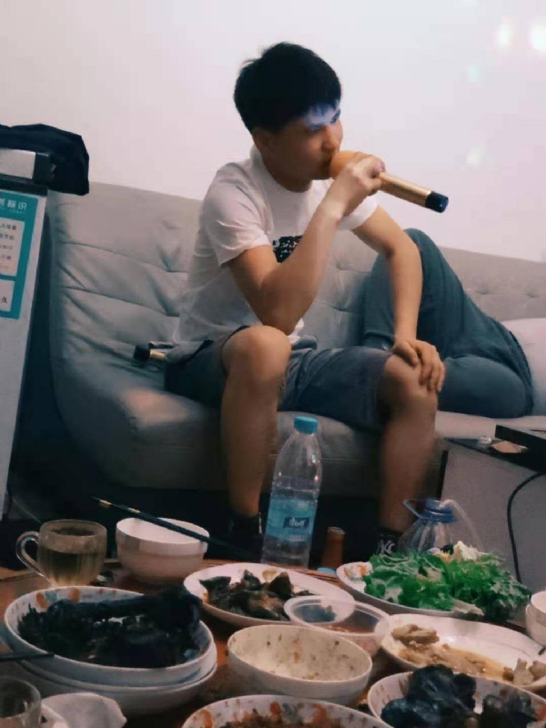秦成龙的第一张照片--杭州相亲服务中心