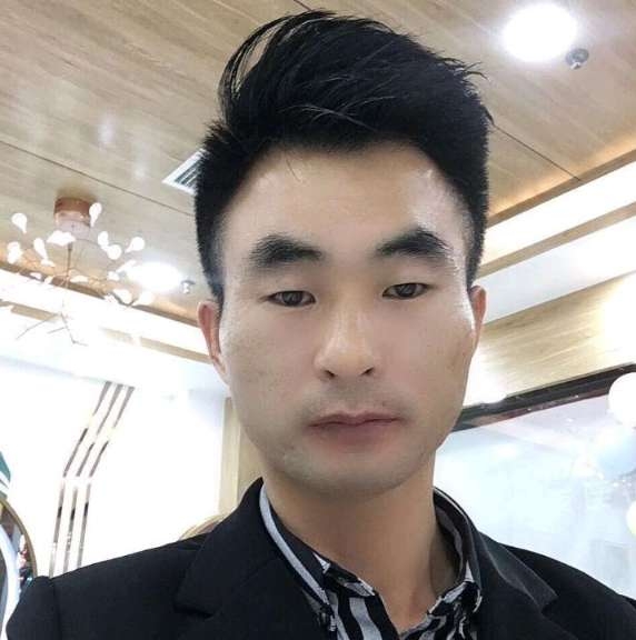 情系半生的第一张照片--杭州相亲服务中心
