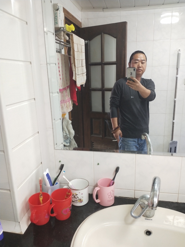 半世人间的第二张照片--杭州相亲服务中心