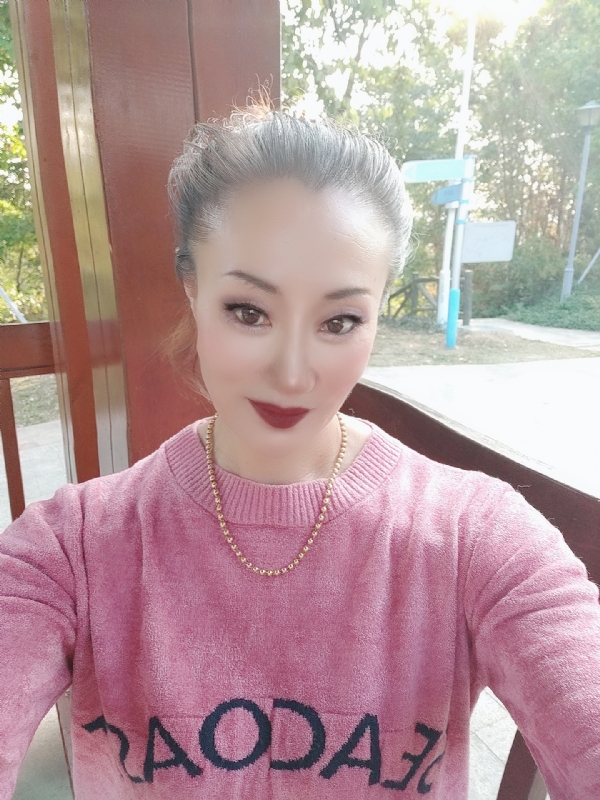 燕子的第五张照片--杭州相亲服务中心