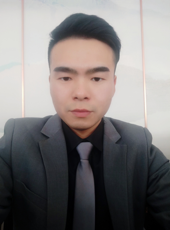 穿西装的鲨鱼的第一张照片--杭州相亲服务中心