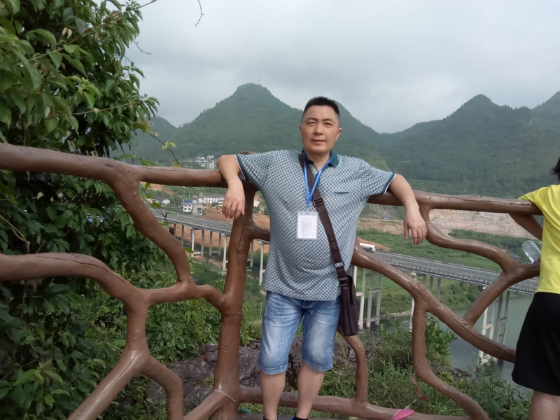 岁月无声的第一张照片--杭州相亲服务中心