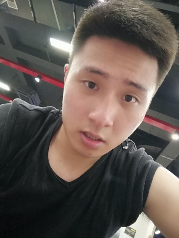 江南的雨的第一张照片--杭州相亲服务中心