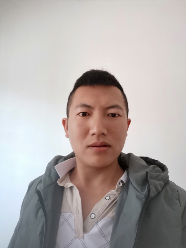 简单的第一张照片--杭州相亲服务中心
