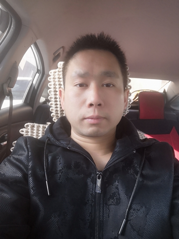 孤独的狼的第二张照片--杭州相亲服务中心