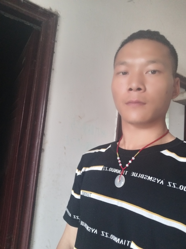 爱，请深爱的第二张照片--杭州相亲服务中心