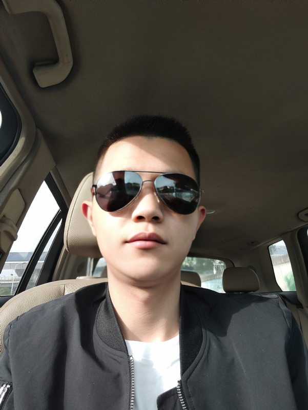 葛先生的第一张照片--杭州相亲服务中心