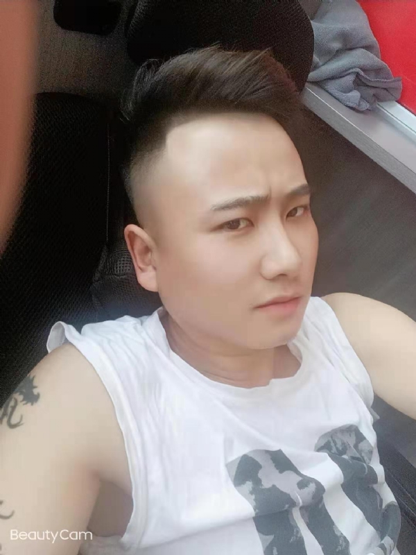 上善若水的第二张照片--杭州相亲服务中心