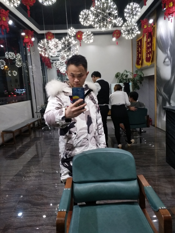 简单的第一张照片--杭州相亲服务中心
