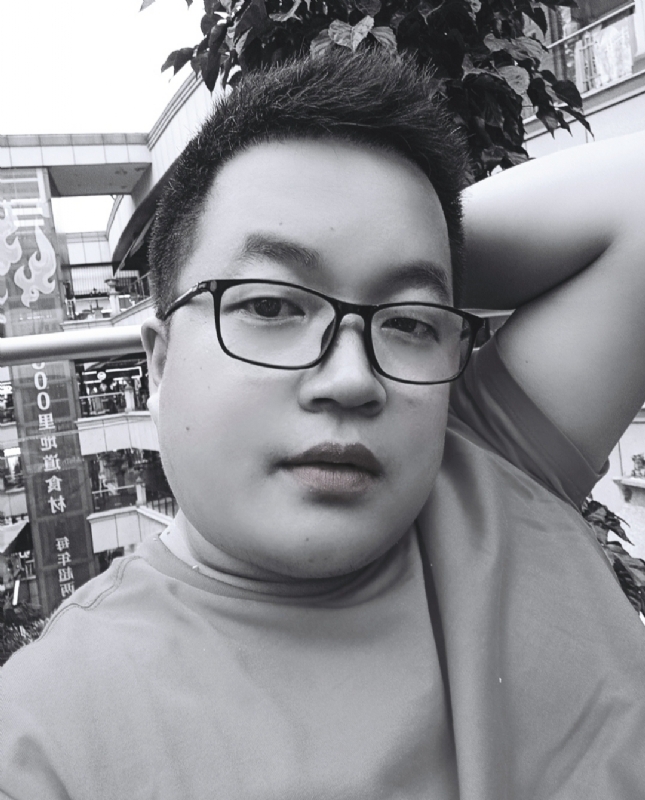 2公子的第三张照片--杭州相亲服务中心