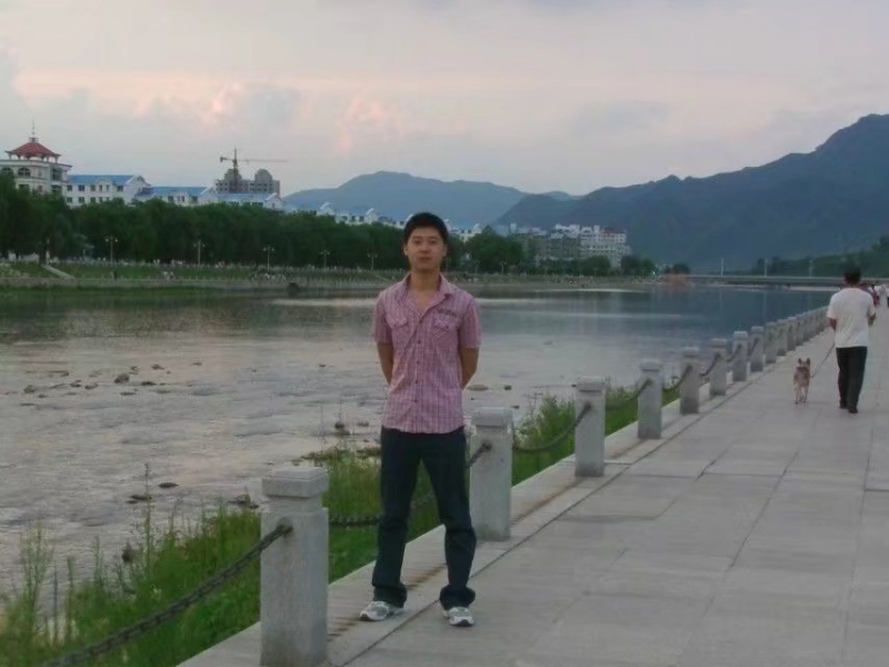 王王的第一张照片--杭州相亲服务中心