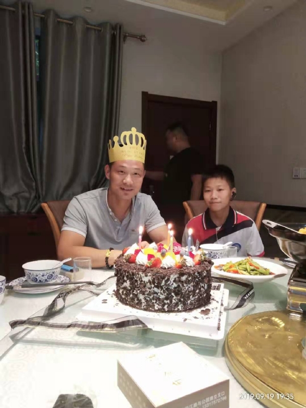 孤独的狼的第一张照片--杭州相亲服务中心