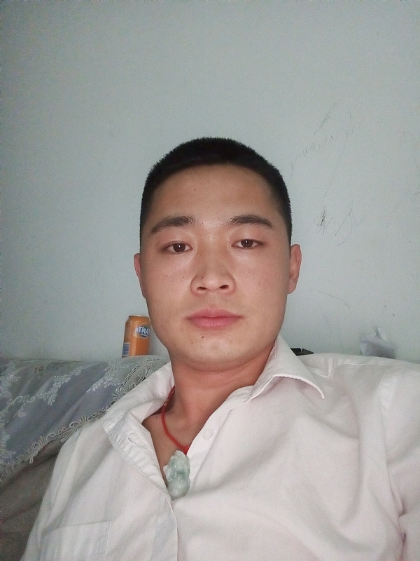 也许太年轻的第一张照片--杭州相亲服务中心