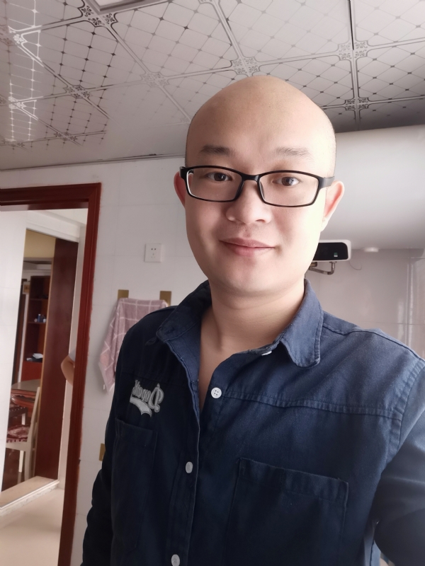 凝望远方的第一张照片--杭州相亲服务中心