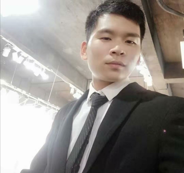 凌晨三点三分的第一张照片--杭州相亲服务中心