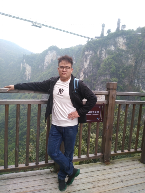 简单的第一张照片--杭州相亲服务中心