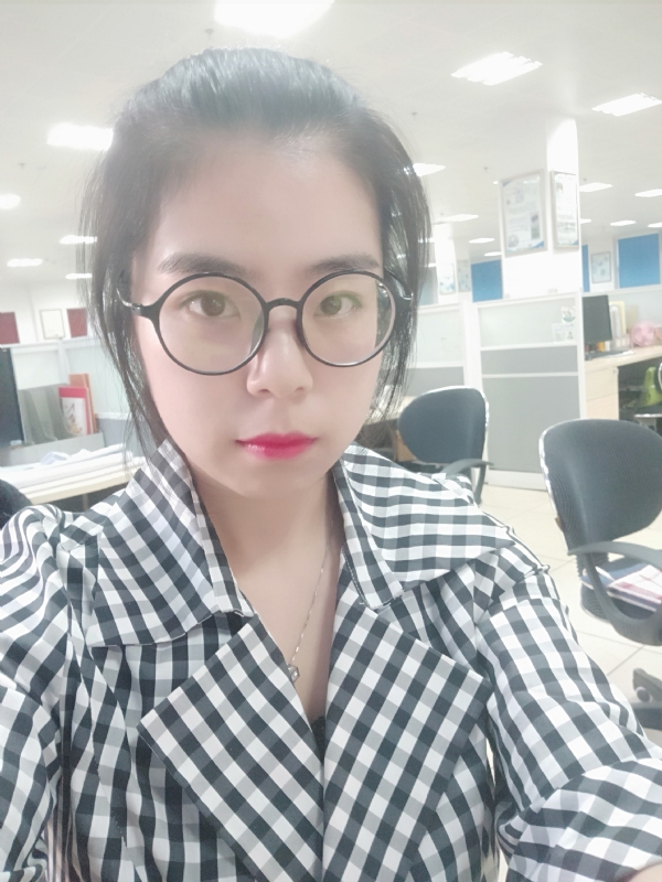 莹莹的第一张照片--杭州相亲服务中心