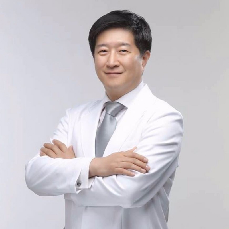 王伟的第五张照片--杭州相亲服务中心
