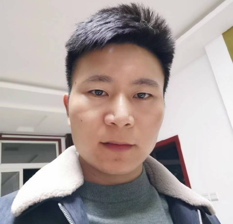 延峰的第一张照片--杭州相亲服务中心