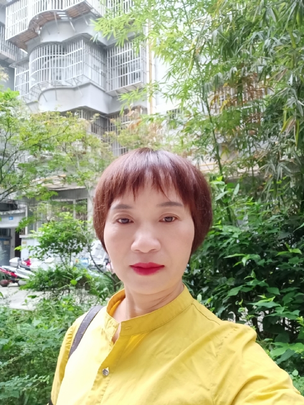 小瓶子的第二张照片--杭州相亲服务中心